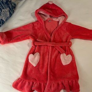 Baby Gap plush robe with heart pockets size 3T